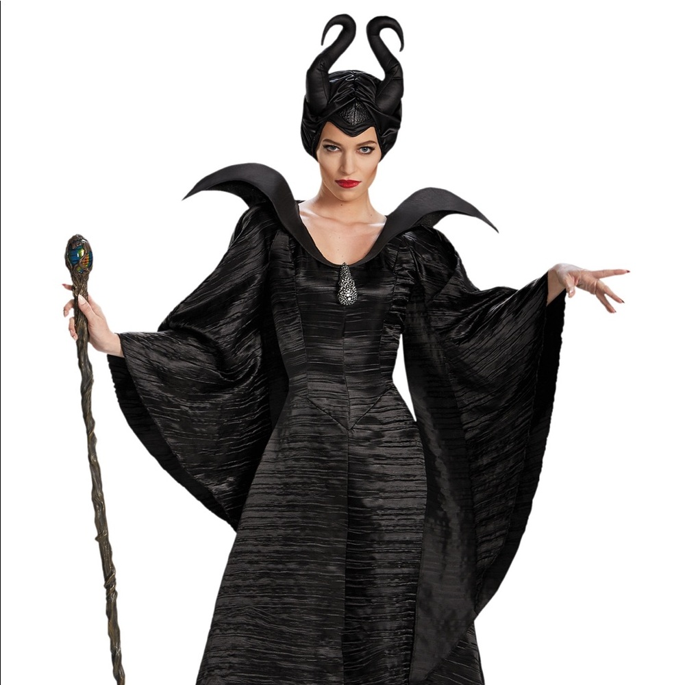 Maleficent adult costume size 4/6
